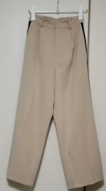 에미 emmi 팬츠 슬랙스