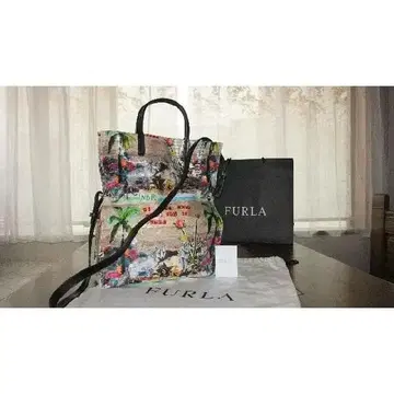 훌라 FURLA 프린트 토트백 미사용품