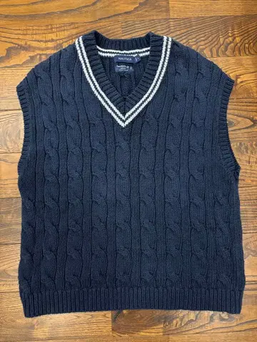 NAUTICA 네이비 케이블 니트 베스트