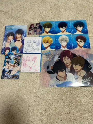 Free! 캐릭터 굿즈 세트