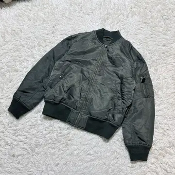 [ c6809 ] GU MA-1 점퍼 카키 긴팔