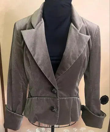 비비안 탐 자켓