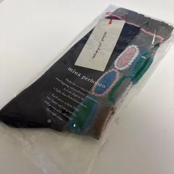 미나 페르호넨 츠구전 tarte dark gray