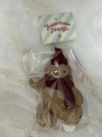 젤라또피케 크리스마스 마켓 베어