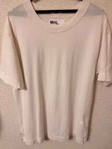 [ 미사용 새상품 ] MHL. 크림색 T셔츠 M 사이즈