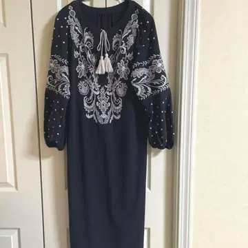 그레이스 콘티넨탈 롱 원피스