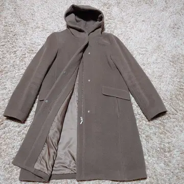 UNTITLED 코트 M 사이즈 지퍼와 스냅 버튼 브라운 모 100%