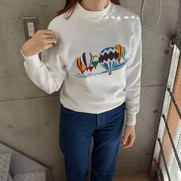 80s Crazy Shirts 기구 맨투맨 vintage