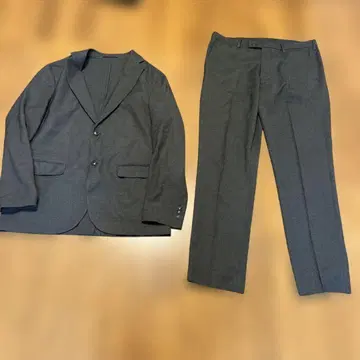 그레이 비즈니스 정장 자켓과 팬츠 세트