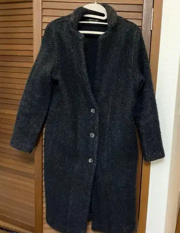 John Branigan 아일랜드제 헤링본 니트 코트