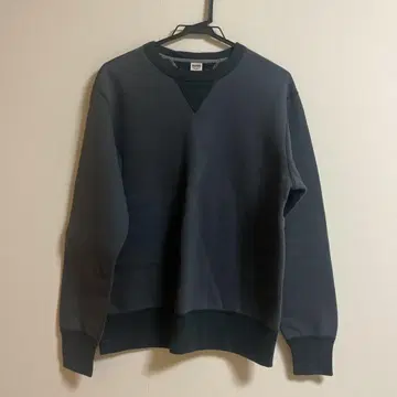 [ 미사용 ] BARNS OUTFITTERS 크루넥 맨투맨