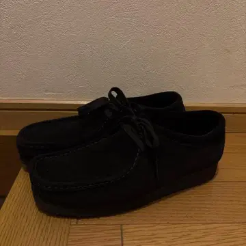 CLARKS 스웨이드 블랙 신발