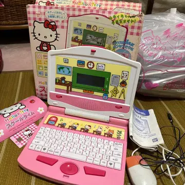 [최종 가격 인하] 초레어 단종! 헬로키티 스쿨 타임 컴퓨터