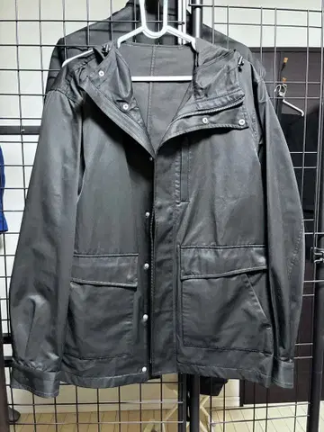 junred 후드 부착 나일론 자켓 블랙