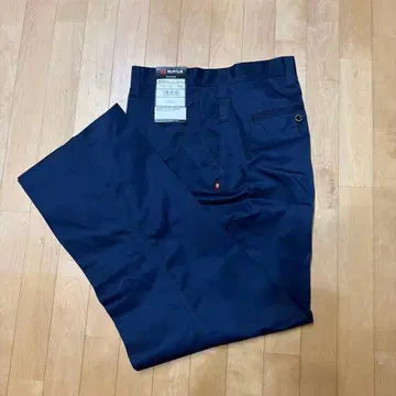 BURTLE 네이비 바지 허리 사이즈 110