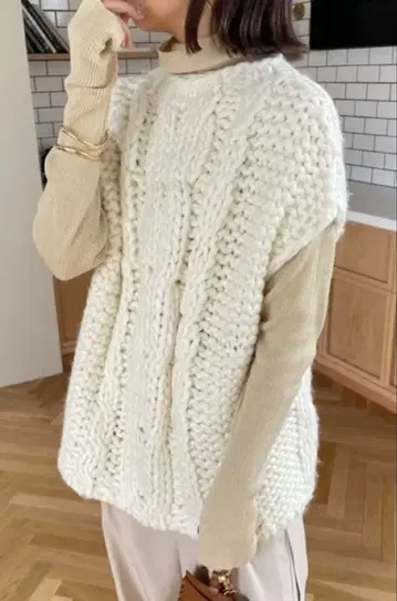 capricieux le'mage 핸드 니트 베스트