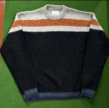 YOKE 22AW [ STILL BORDER 크루넥 ]