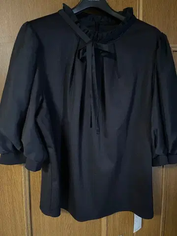 택 포함 새상품 투 비 시크 티셔츠 짙은 네이비 46