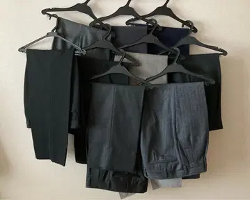 남성용 슬랙스 9개 묶음 판매 (블랙, 그레이 등)