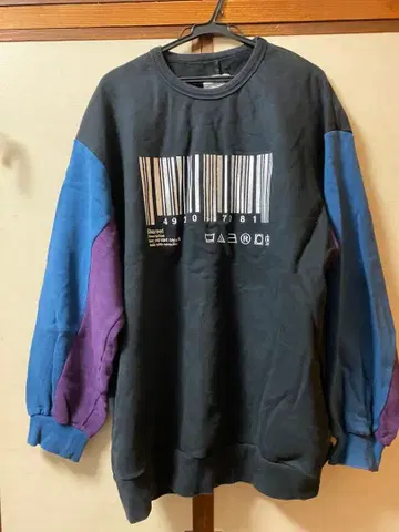 SHAREEF 바코드 프린트 맨투맨