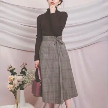 [ Noela ] 새상품급 터틀 니트 도킹 원피스 글렌체크 긴팔