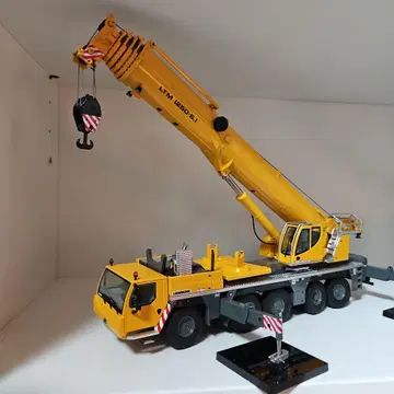 LTM 1250-5.1 LIEBHERR 1/50 스케일