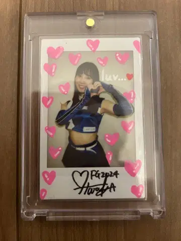 FIGHTERS GIRL 친필 사인 폴라로이드 2024년 모델