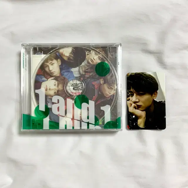 샤이니 원앤원 1and1 앨범 민호 포카 양도합니다 응원봉 다마고치