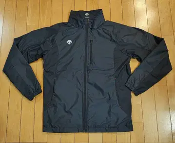 고품질 데상트 윈드브레이커 코스믹 써모 네이비 M 사이즈