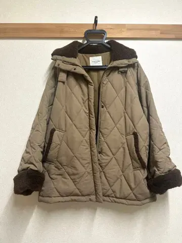 FREAK'S STORE 브라운 퍼 자켓