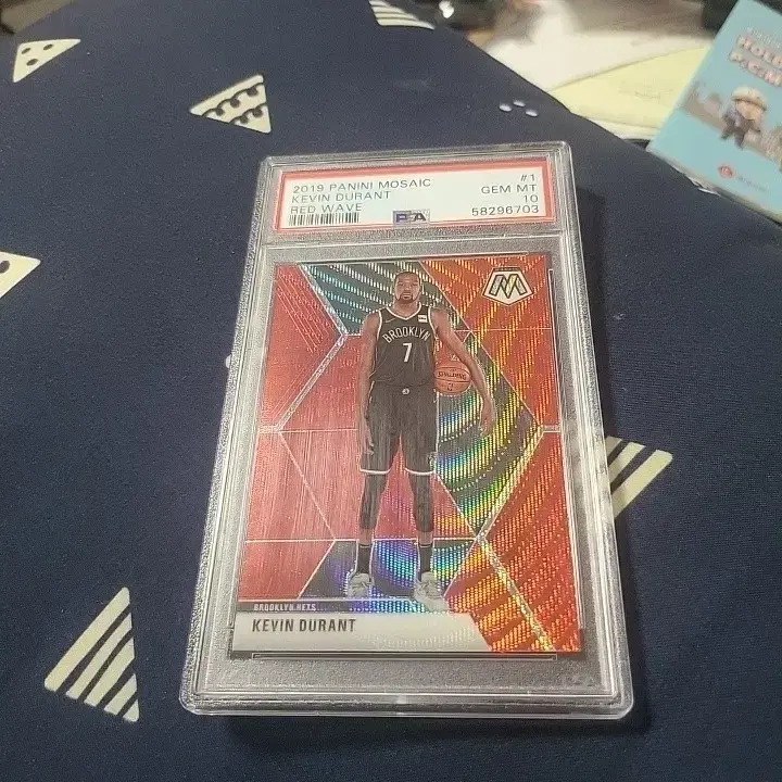 2019 케빈 듀란트 모자이크 레드 웨이브 PSA10