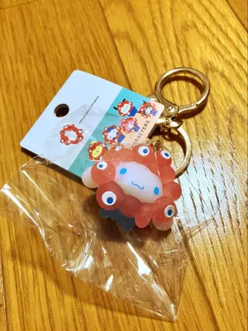 산리오 미야쿠미야쿠 클리어 컬러 키링 시나모롤