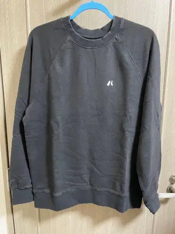 바나나맨 팝업 스토어 니트