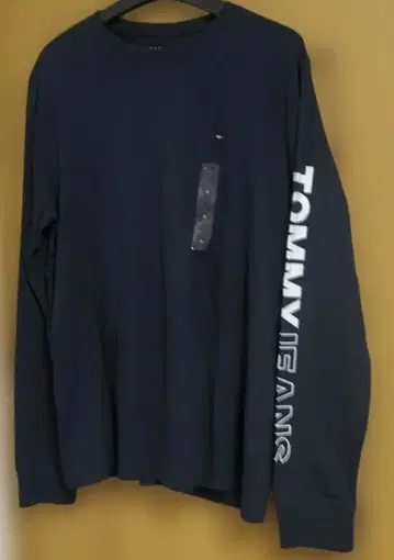 새상품 TOMMY JEANS 네이비 롱 슬리브 M 사이즈