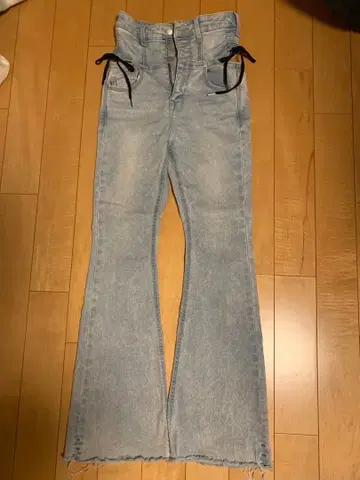 EMODA 부츠컷 데님 라이트 블루