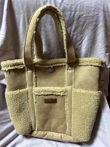 Kahiko 카히코 무스탕 토트백 베이지