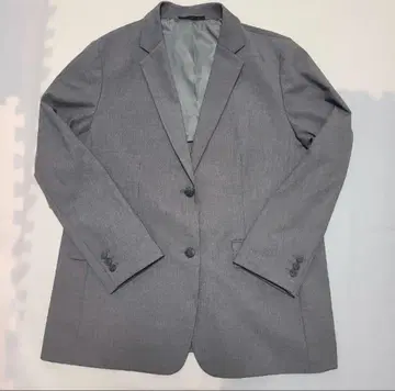 UNIQLO 2024년 모델 테일러드 자켓 릴랙스 핏