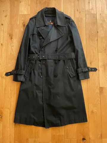 투모로우랜드 트렌치코트 라이너 포함