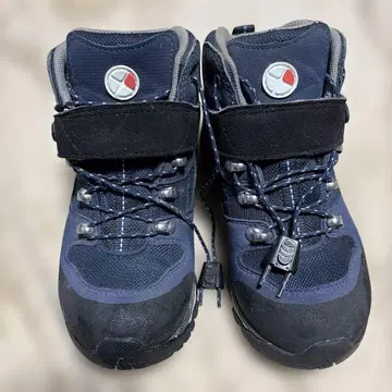 캐러밴 네이비 트레킹 슈즈