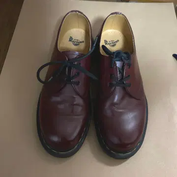 닥터마틴 3홀 버건디 Dr.martens 브라운