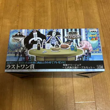 원피스 피규어 셀렉션 ~왕가 칠무해 회의 테이블 세트~