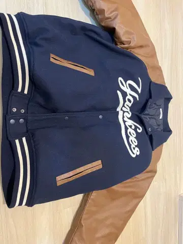Perushu x MLB Yankees 바시티 자켓 네이비/브라운