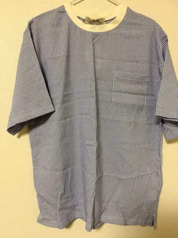 Sonny Label 반팔 셔츠 파랑과 화이트 스트라이프