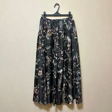 새상품급 비어즐리 BEARDSLEY 꽃무늬 롱 스커트 프리 사이즈