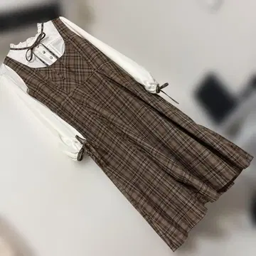 브라운 체크 원피스