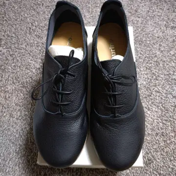 figurino. 블랙 레이스업 슈즈