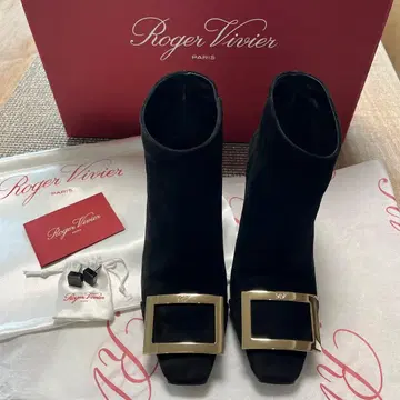 로저 비비에 블랙 앵클부츠