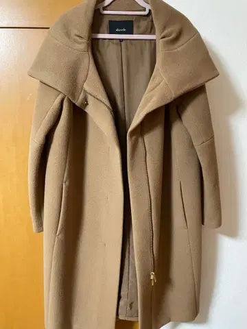 allureville 베이지 코트