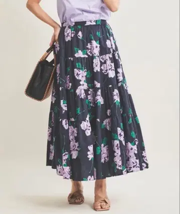 티어드 플라워 스커트