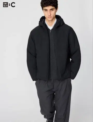유니클로C 퍼프 테크 후드티 블랙 XL UNIQLO C